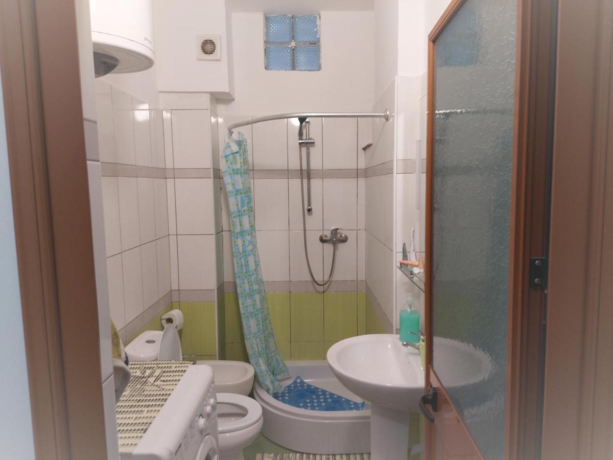 Golden Beach Apartments Дуррес Экстерьер фото