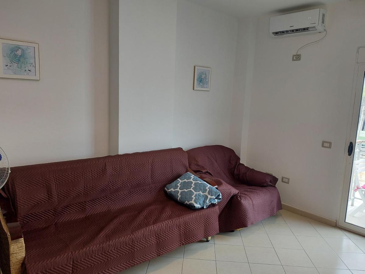 Golden Beach Apartments Дуррес Экстерьер фото